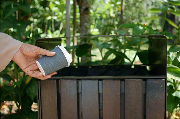 Reducing coffee waste the reusable way.